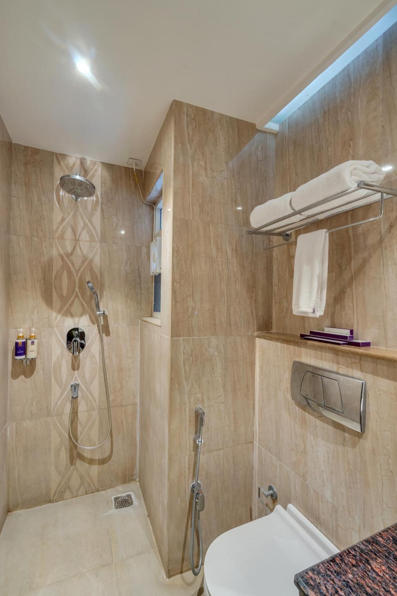 Park Avenue Hotel & Apartments Trichy Tiruchirappalli ภายนอก รูปภาพ