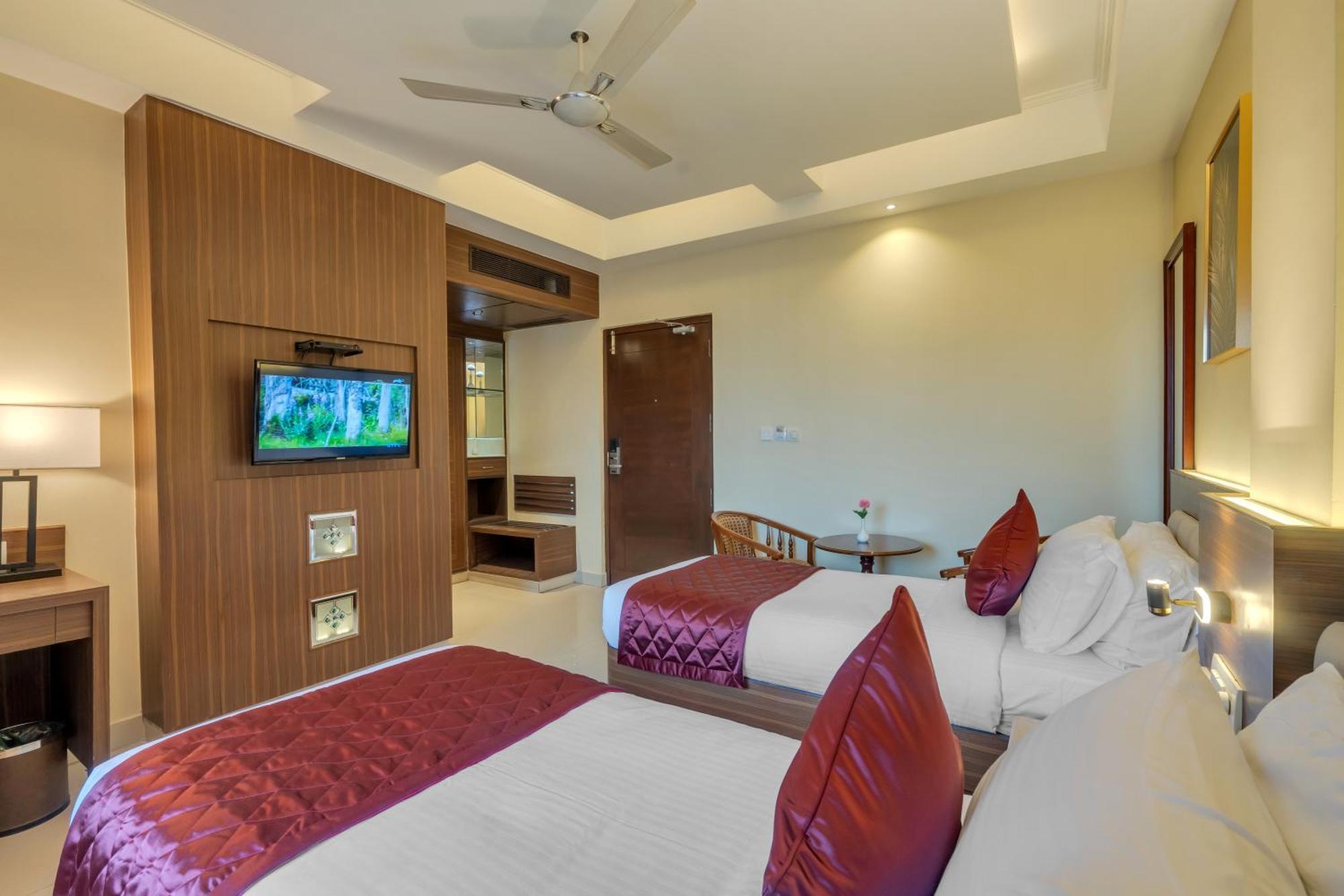 Park Avenue Hotel & Apartments Trichy Tiruchirappalli ภายนอก รูปภาพ