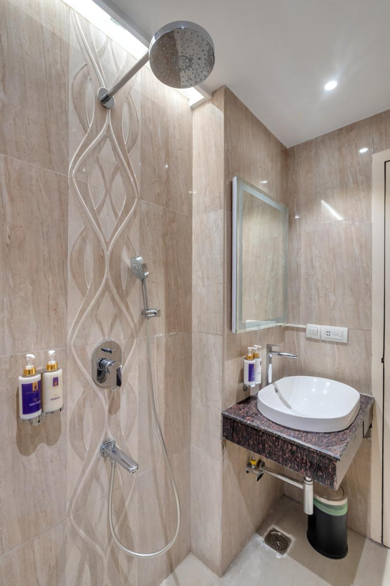 Park Avenue Hotel & Apartments Trichy Tiruchirappalli ภายนอก รูปภาพ