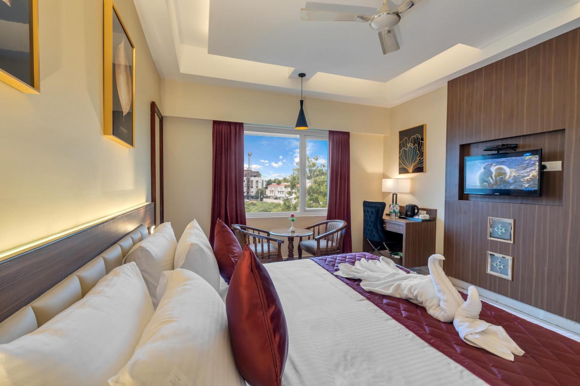 Park Avenue Hotel & Apartments Trichy Tiruchirappalli ภายนอก รูปภาพ