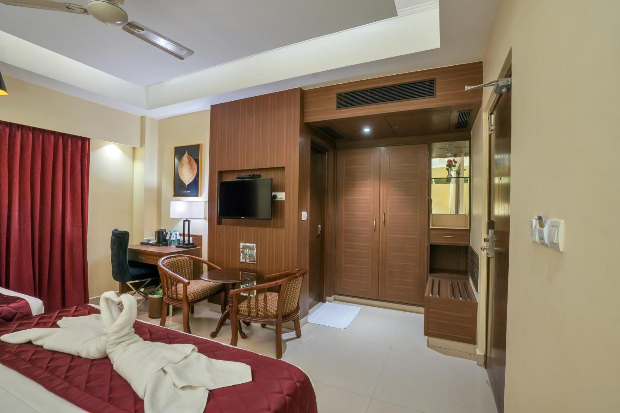 Park Avenue Hotel & Apartments Trichy Tiruchirappalli ภายนอก รูปภาพ